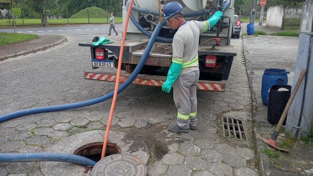 BRK realiza limpeza preventiva na Rua General Osório nesta quinta-feira (12/12)