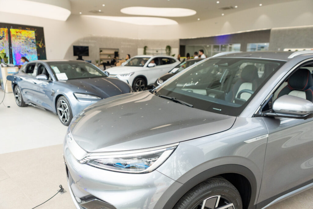 Brusque recebe carros super-híbridos com chegada da DVA BYD