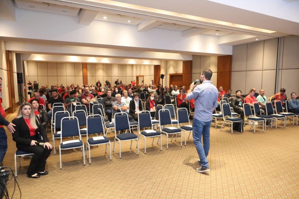 Congresso discutirá manutenção da Celesc como empresa pública
