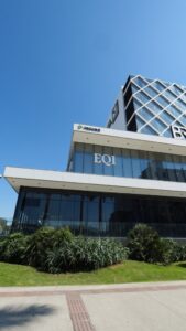 EQI anuncia novo posicionamento de marca e identidade visual focados em alta renda e private banking