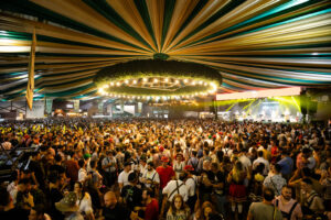 Oktoberfest Summit 2025: confira a programação do evento que revela os bastidores da maior festa alemã das Américas
