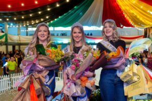Mariléia Trento Faggiani é eleita a nova rainha da Festa das Tradições