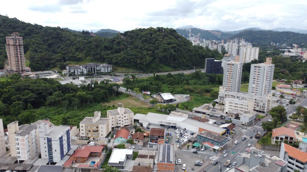Campanha Reinos já movimenta o comércio do Grande Garcia