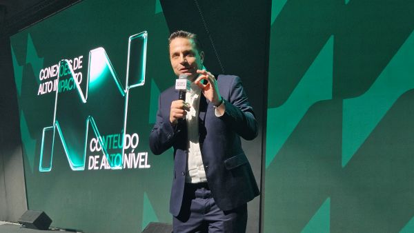 Com Mansueto Almeida