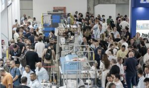 Febratex 2026 atrai 18 mil visitantes no primeiro dia em Blumenau