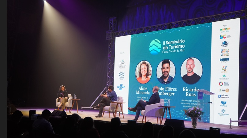 Mais de 300 pessoas participam de seminário de turismo. Evento reuniu gestores, empresários e profissionais da cadeia turística para discutir marketing, inovação e inteligência artificial